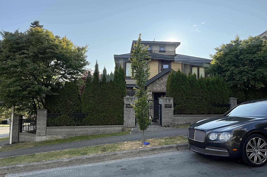 7689 Jasper Crescent Vancouver, BC - 2
