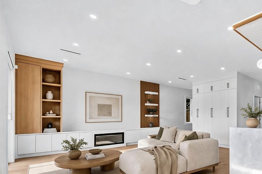 2 6388 Argyle Street Vancouver, BC - 4