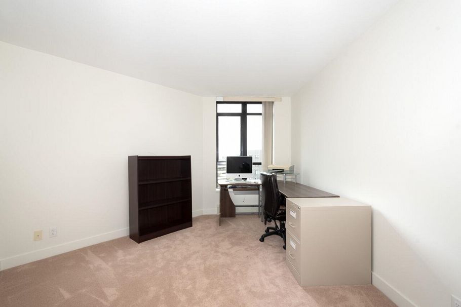 712 175 W 1st Street North Vancouver, BC - 22