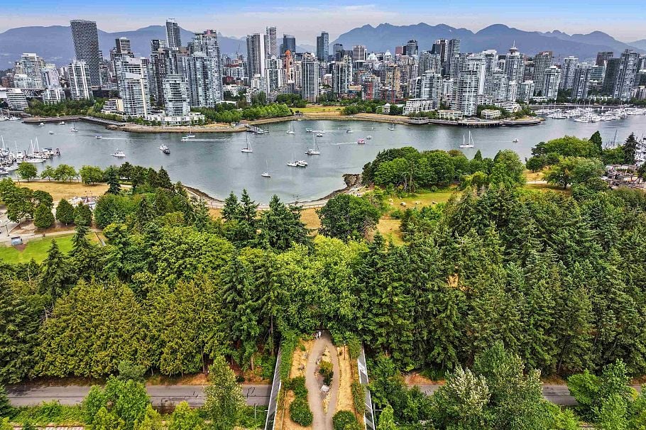 13 939 W 7th Avenue Vancouver, BC - 36