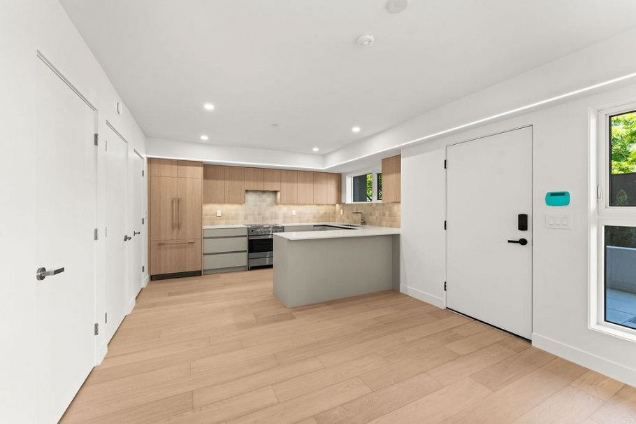 4516 Heather Street Vancouver, BC - 10