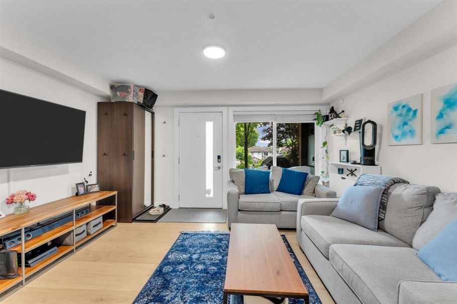 4410 Nanaimo Street Vancouver, BC - 32