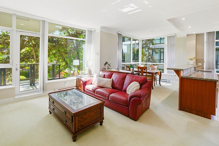 305 4759 Valley Drive Vancouver, BC - 1