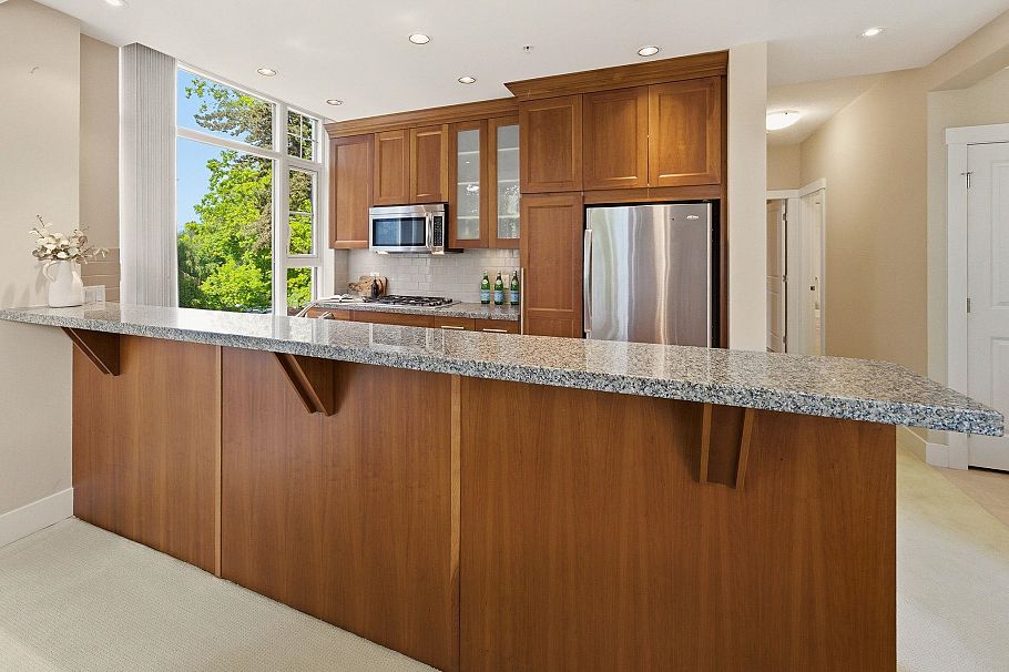 305 4759 Valley Drive Vancouver, BC - 7