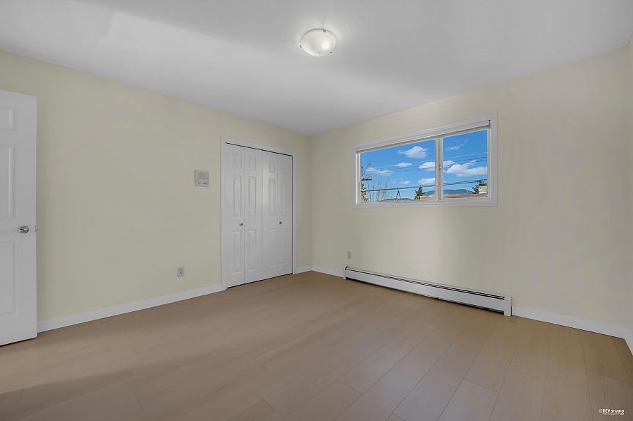 2445 W 19th Avenue Vancouver, BC - 21