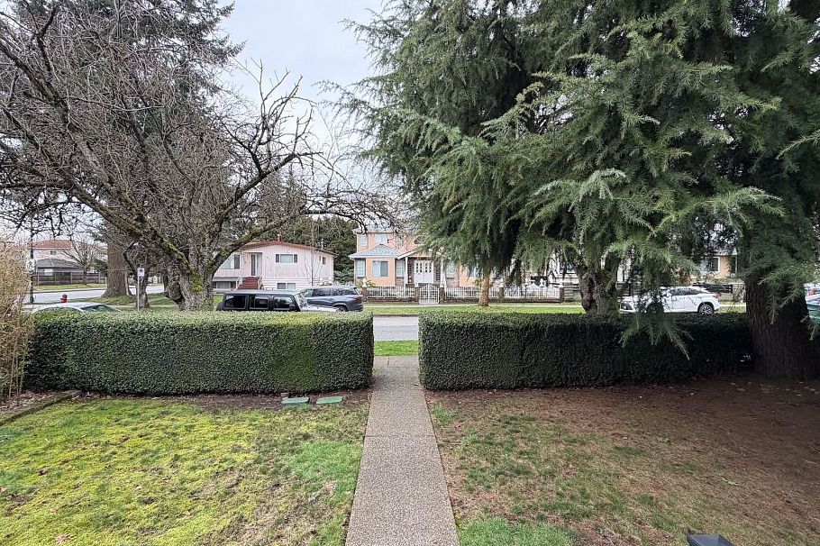 6462 Nanaimo Street Vancouver, BC - 13