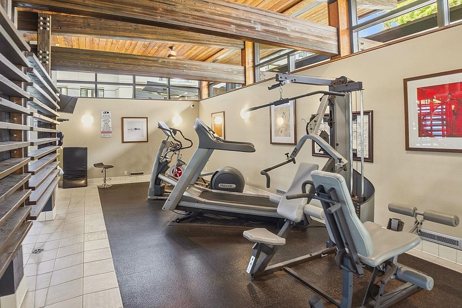 305 4759 Valley Drive Vancouver, BC - 34