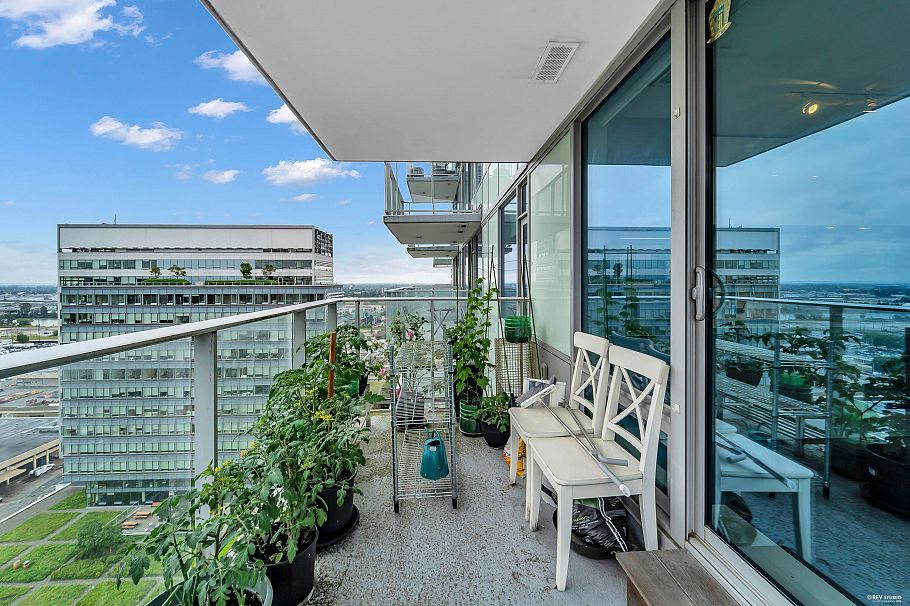 2304 8131 Nunavut Lane Vancouver, BC - 19