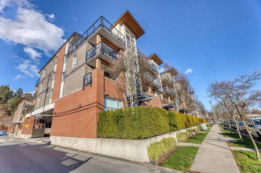 302 1182 W 16th Street North Vancouver, BC - 18