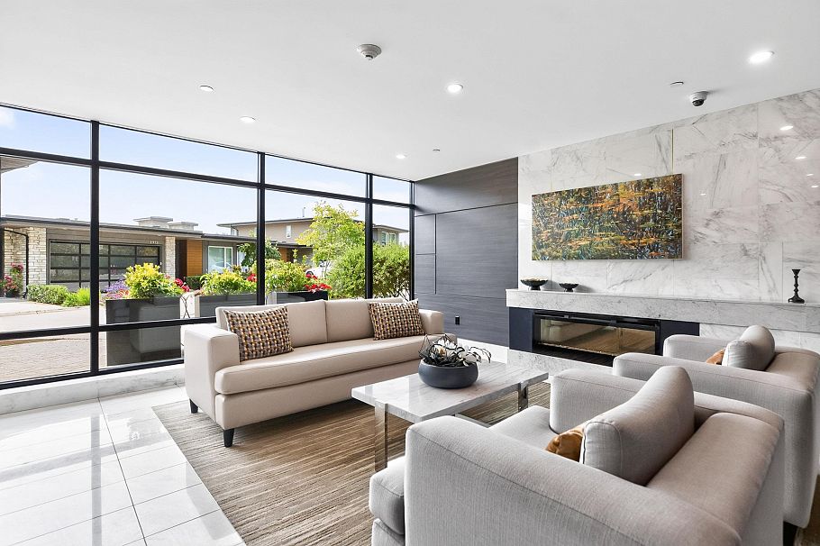 402 3911 Cates Landing Way North Vancouver, BC - 4