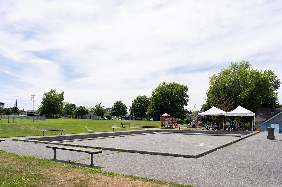 1 3034 E 5th Avenue Vancouver, BC - 23