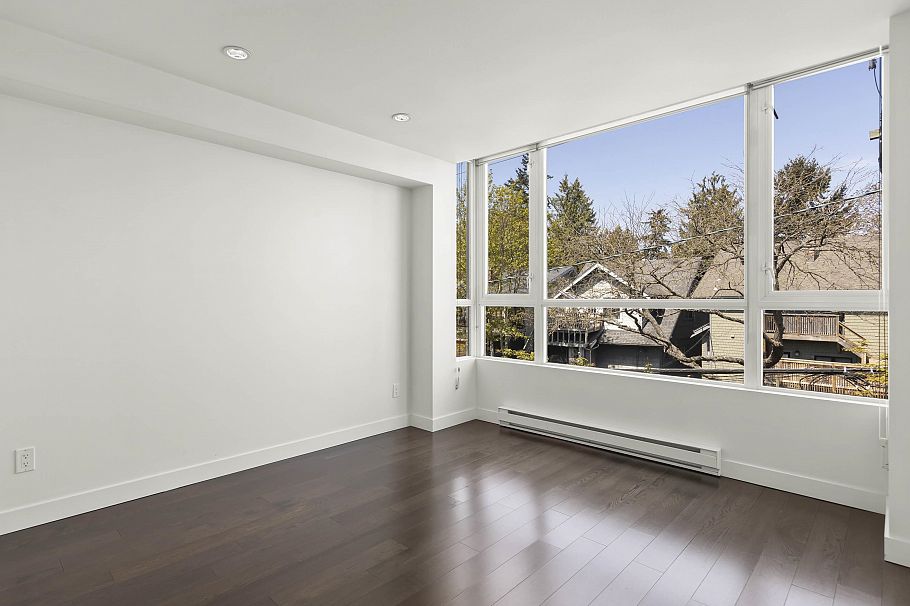 215 1961 Collingwood Street Vancouver, BC - 20