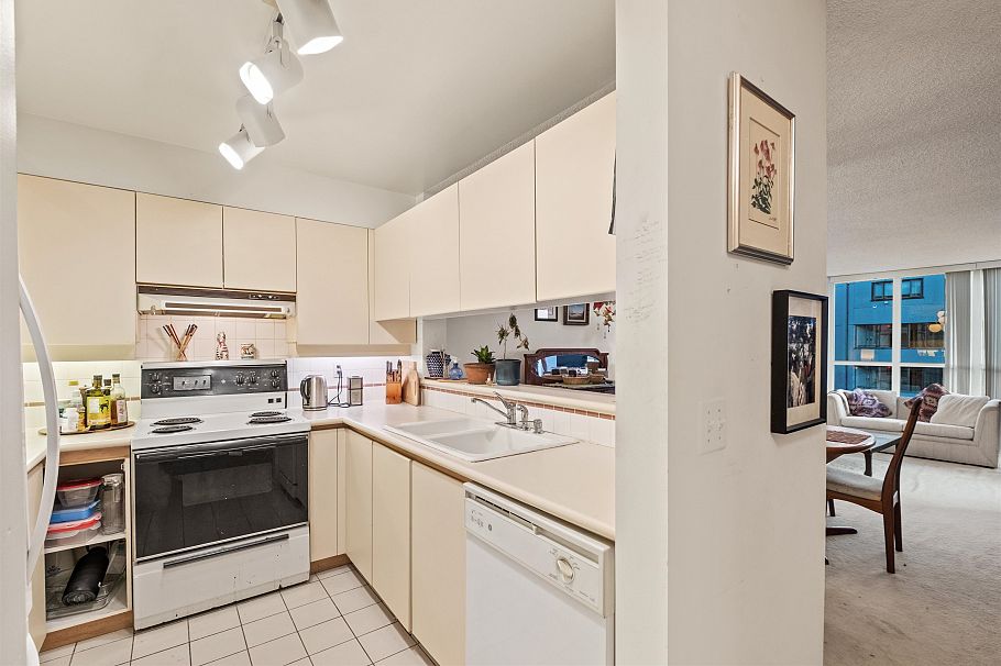 601 456 Moberly Road Vancouver, BC - 11