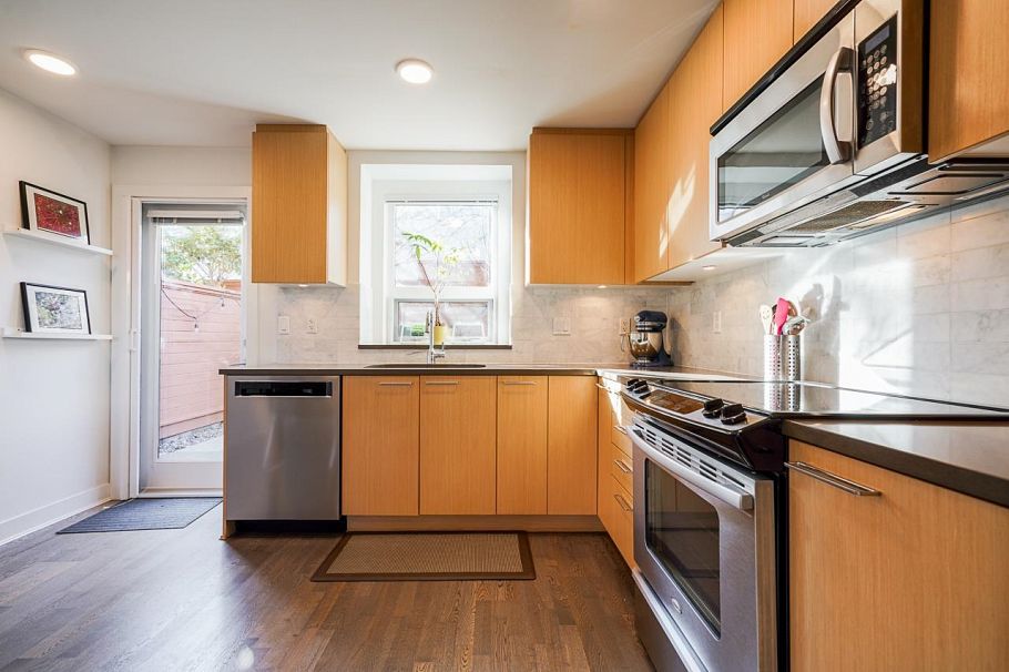 2330 Windsor Street Vancouver, BC - 11