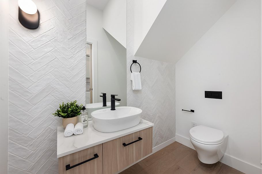 1495 W 52nd Avenue Vancouver, BC - 19