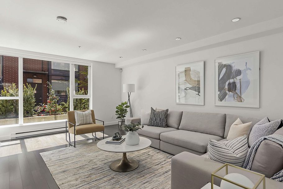 215 1961 Collingwood Street Vancouver, BC - 17