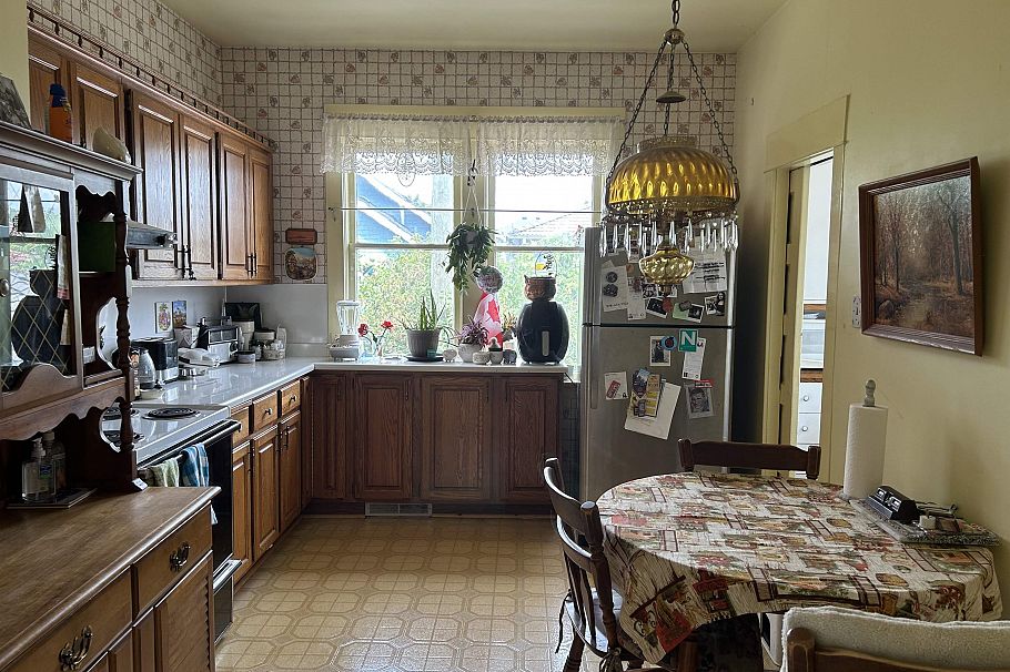 4132 Balkan Street Vancouver, BC - 16