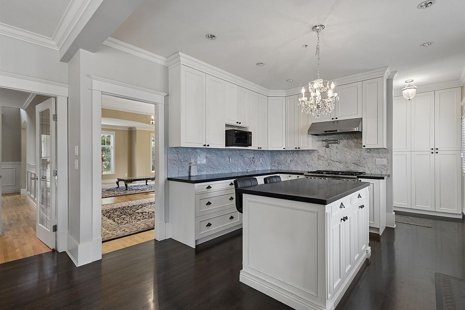 1160 W 57th Avenue Vancouver, BC - 10