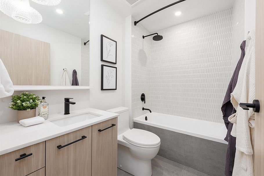 1495 W 52nd Avenue Vancouver, BC - 25