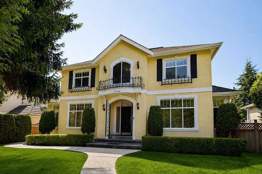 1160 W 57th Avenue Vancouver, BC - 2