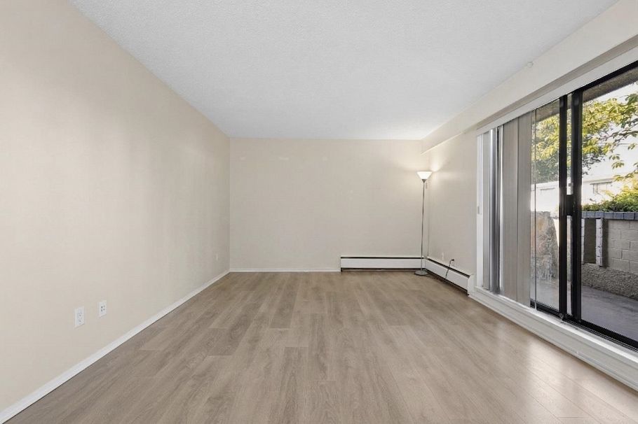 112 2222 Cambridge Street Vancouver, BC - 3