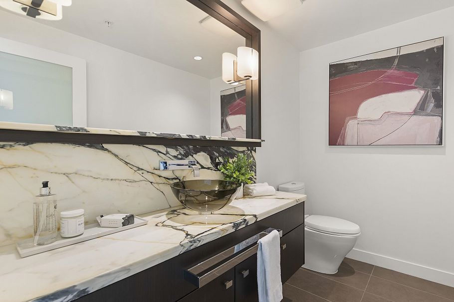 215 1961 Collingwood Street Vancouver, BC - 29