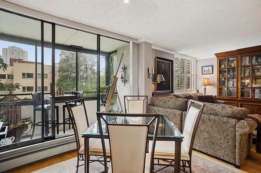 406 1816 Haro Street Vancouver, BC - 2