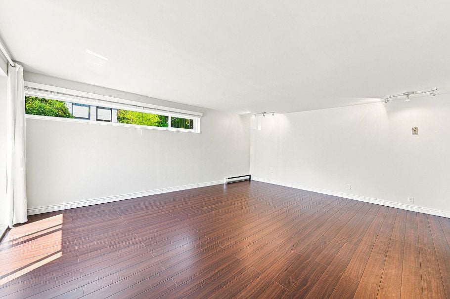 338-342 St. Georges Avenue North Vancouver, BC - 18