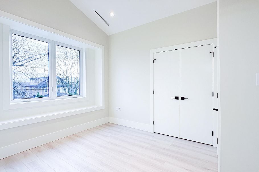 2373 W 7th Street Vancouver, BC - 20