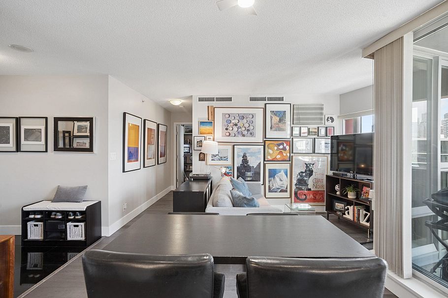 2201 918 Cooperage Way Vancouver, BC - 9