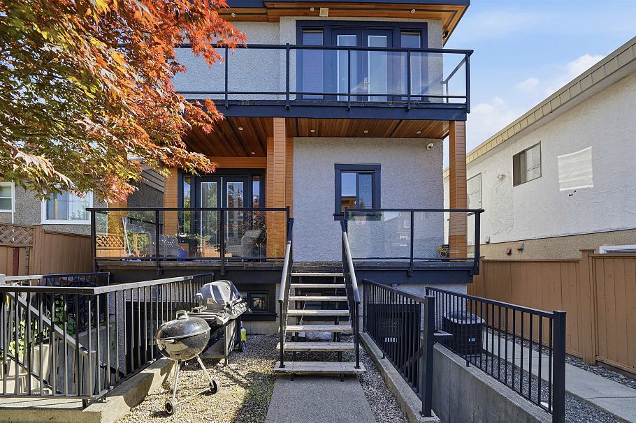 3123 E 7th Avenue Vancouver, BC - 28