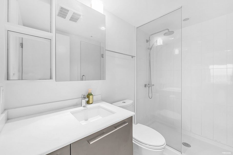 2304 8131 Nunavut Lane Vancouver, BC - 10