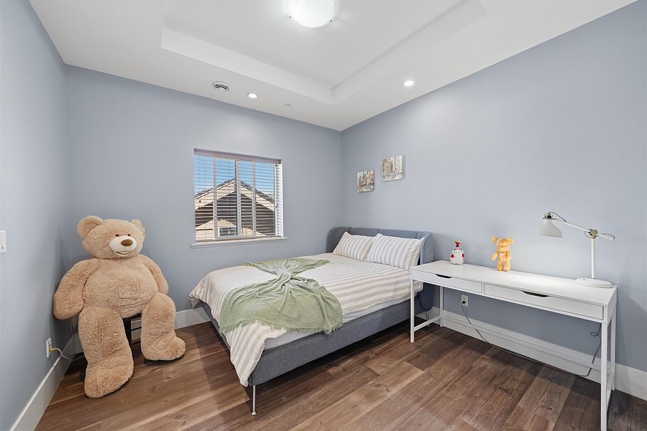 3123 E 7th Avenue Vancouver, BC - 23