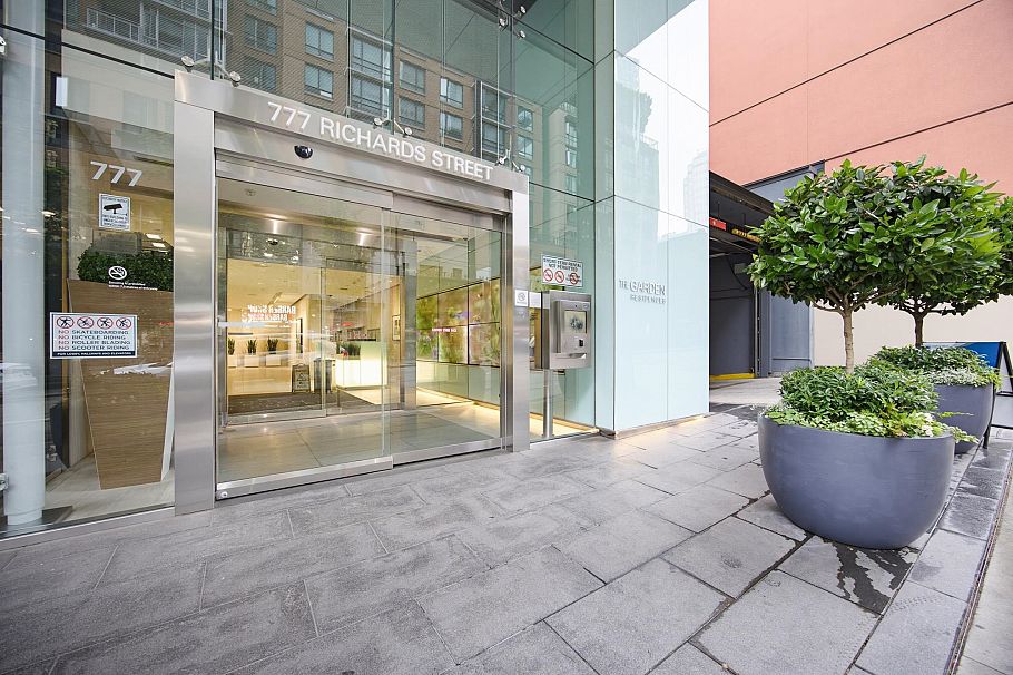 1611 777 Richards Street Vancouver, BC - 27