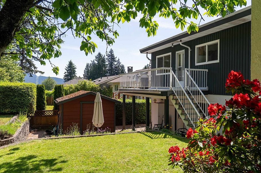 646 E Windsor Road North Vancouver, BC - 34