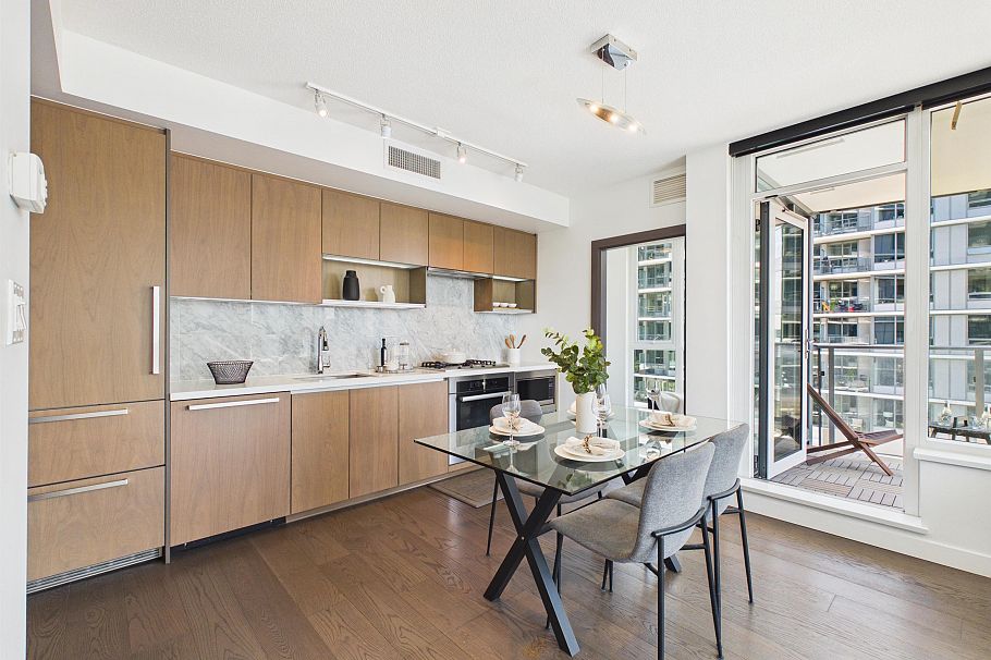 808 68 Smithe Street Vancouver, BC - 4
