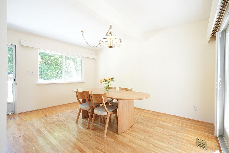 646 E Windsor Road North Vancouver, BC - 6