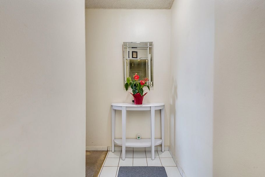 711 2016 Fullerton Avenue North Vancouver, BC - 16