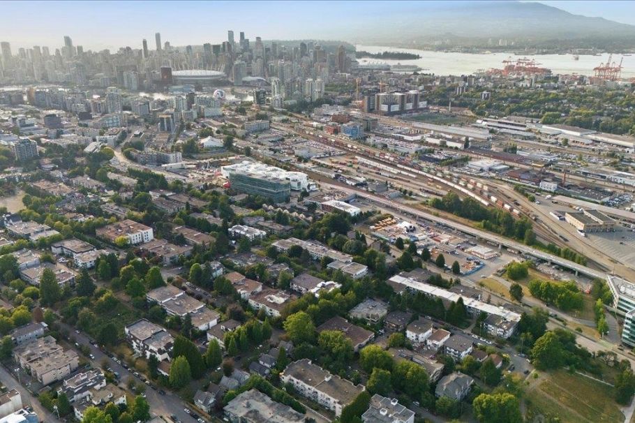 309 825 E 7th Avenue Vancouver, BC - 26