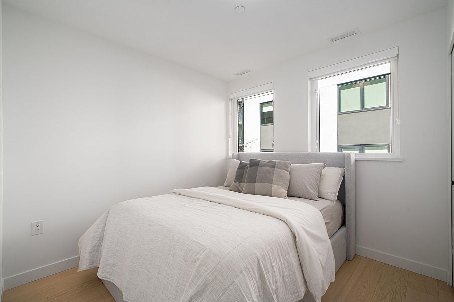 650 E 2nd Street North Vancouver, BC - 10