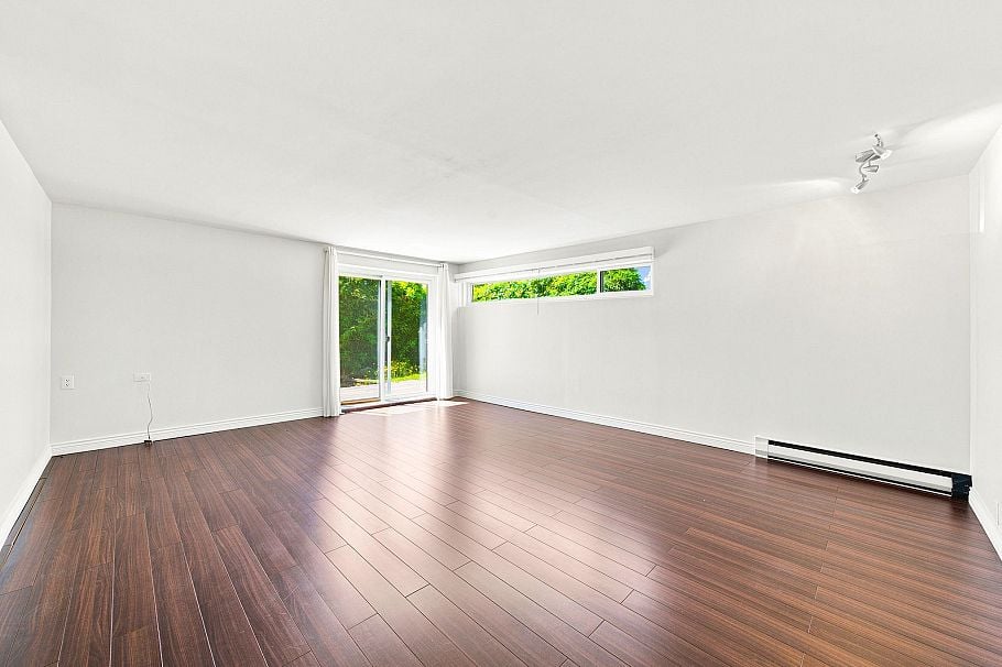 338-342 St. Georges Avenue North Vancouver, BC - 17