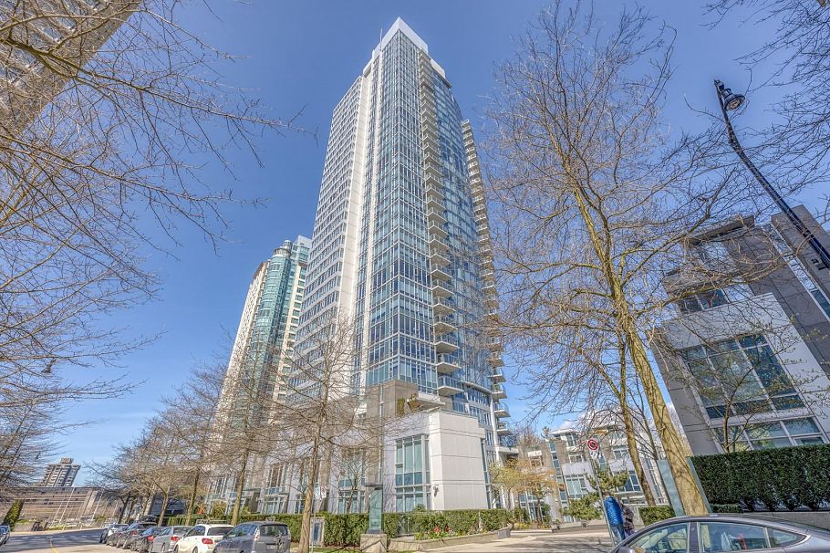 TH29 1295 W Cordova Street Vancouver, BC - 37