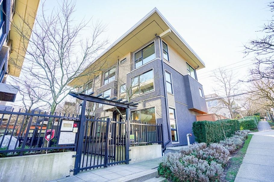 2330 Windsor Street Vancouver, BC - 2