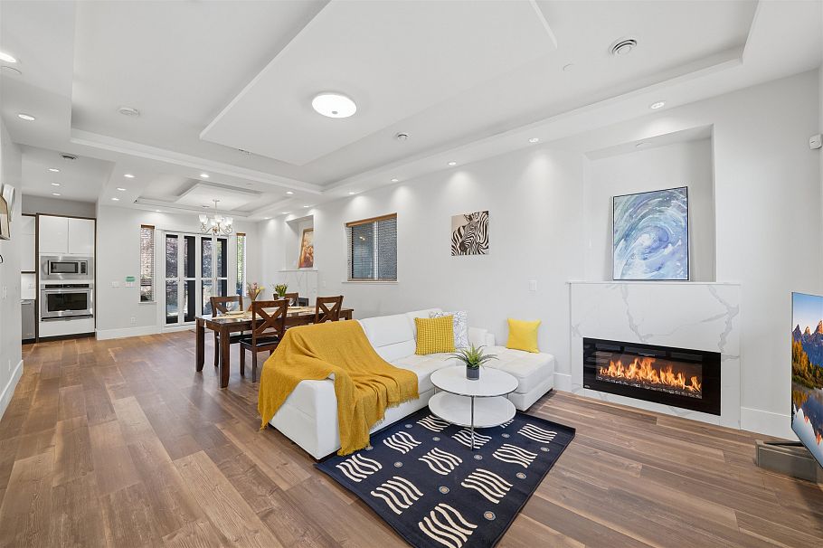 3123 E 7th Avenue Vancouver, BC - 3