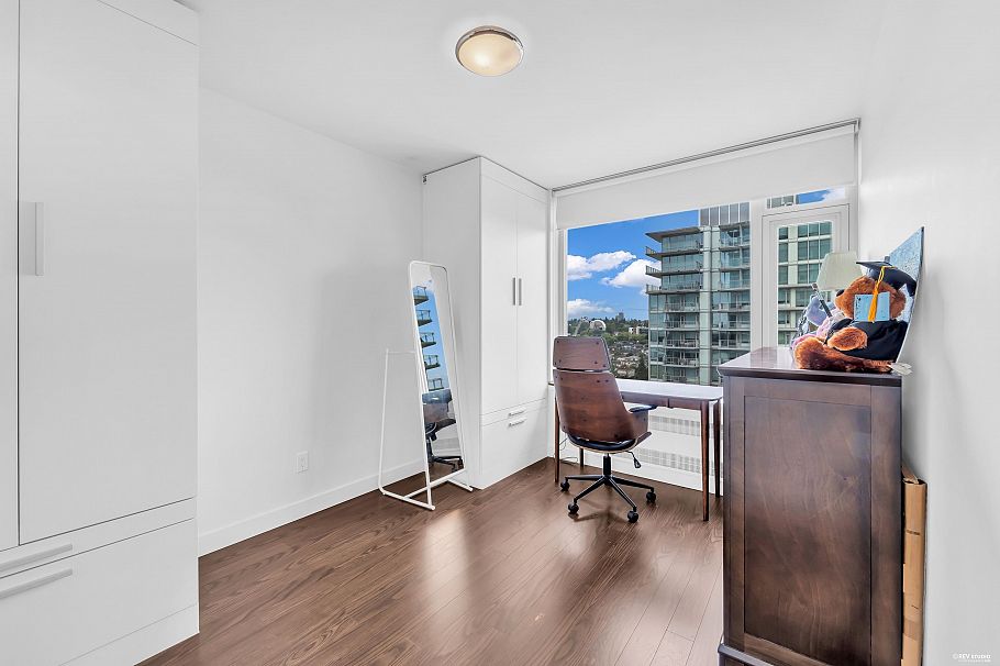 2304 8131 Nunavut Lane Vancouver, BC - 11