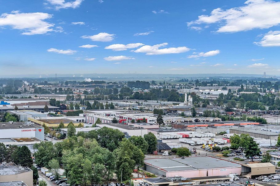2304 8131 Nunavut Lane Vancouver, BC - 22