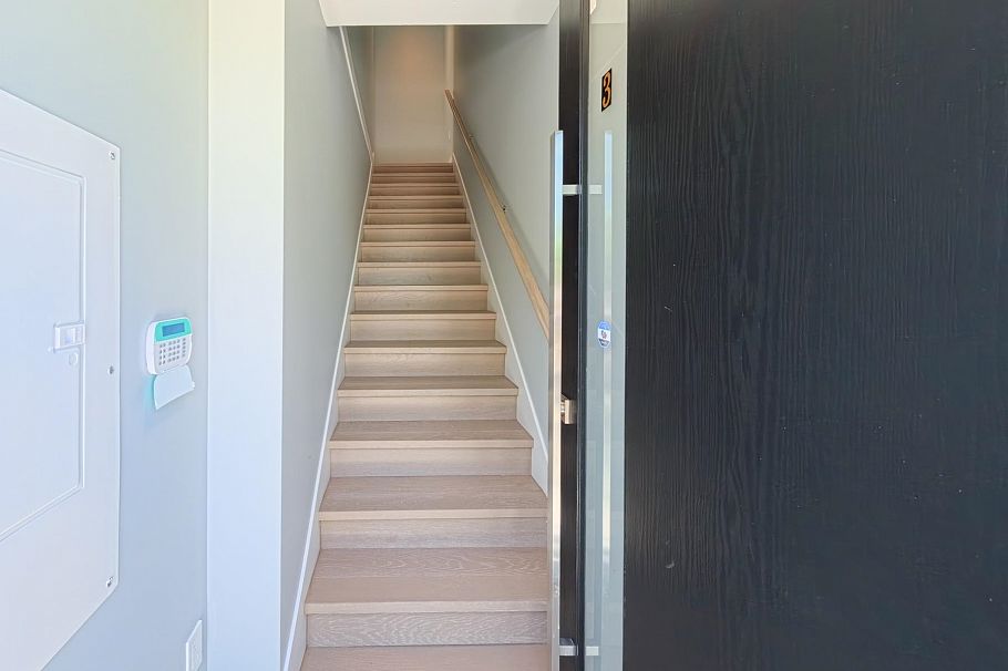 2 2557 W King Edward Avenue Vancouver, BC - 3