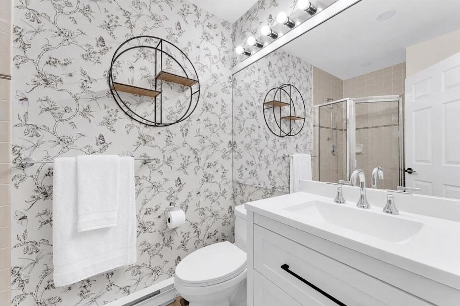 303 630 Roche Point Drive North Vancouver, BC - 22