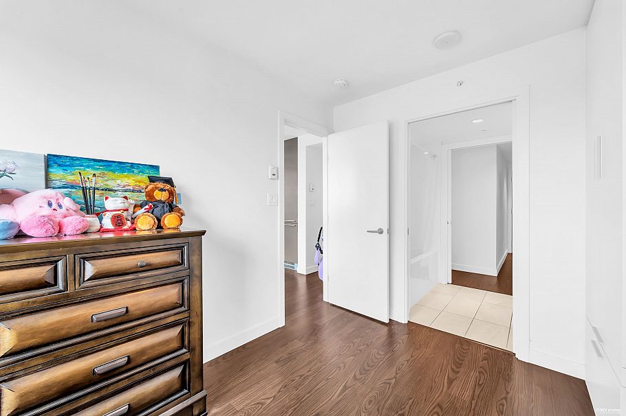 2304 8131 Nunavut Lane Vancouver, BC - 13