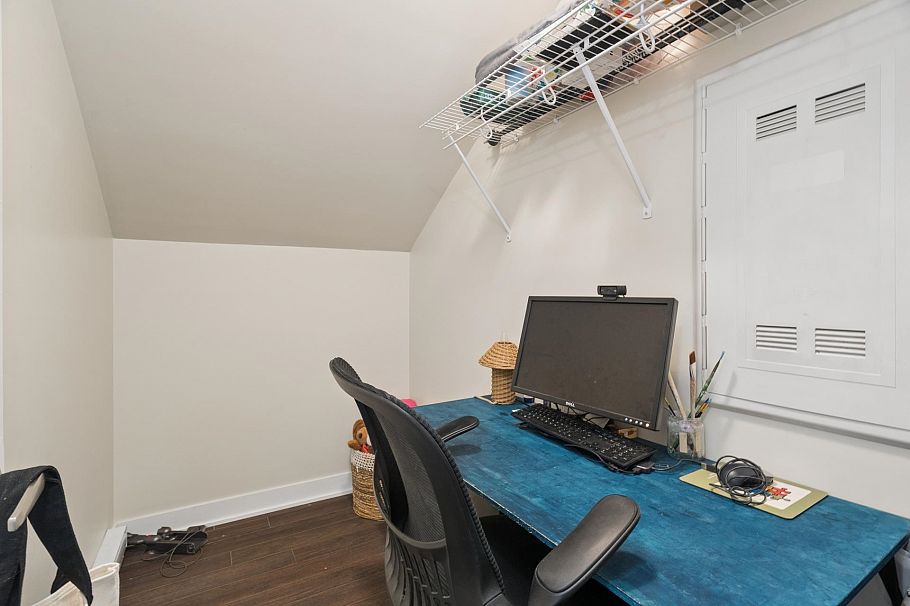 131 1777 W 7th Avenue Vancouver, BC - 11